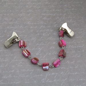 Pink Stone Funky Collar Clip  1950s Fashion Sweater Clips for Vintage Look